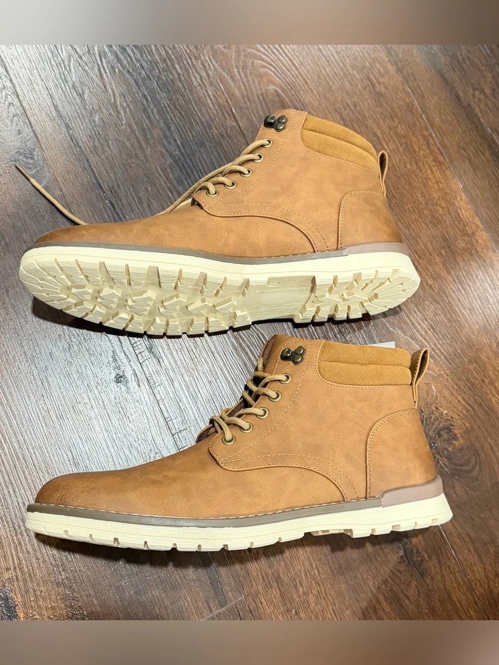 NWT Vostey Men's Hiking Boots Motorcycle Casual Chukka Boots size 9.5